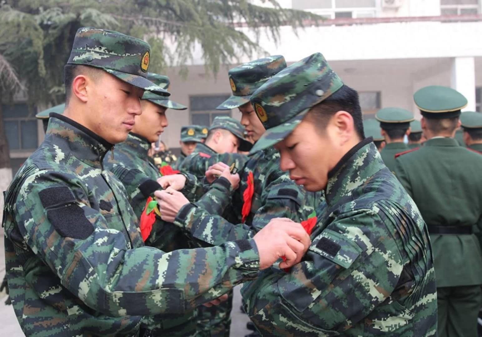 武警新式18作训服你所不知道的那些细节